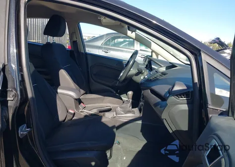 2014 Ford Fiesta Se z USA, uszkodzony, nr VIN 3FADP4EJ9EM133341